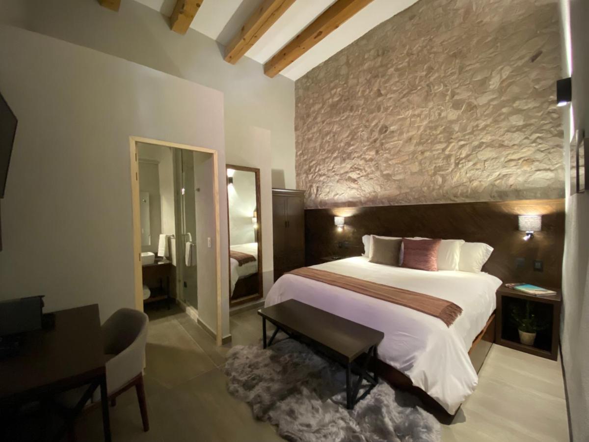 Queen Suite
