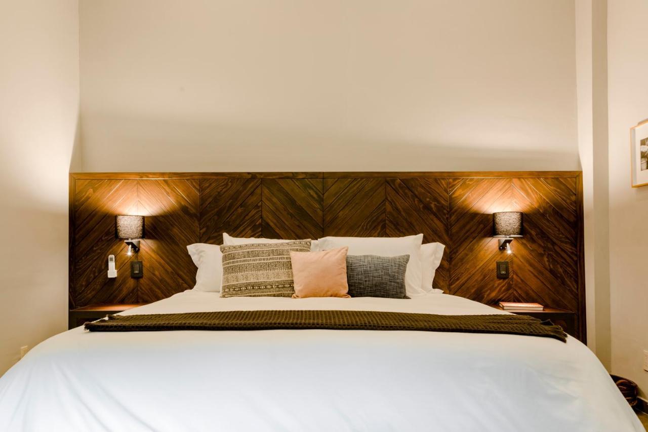Queen Suite