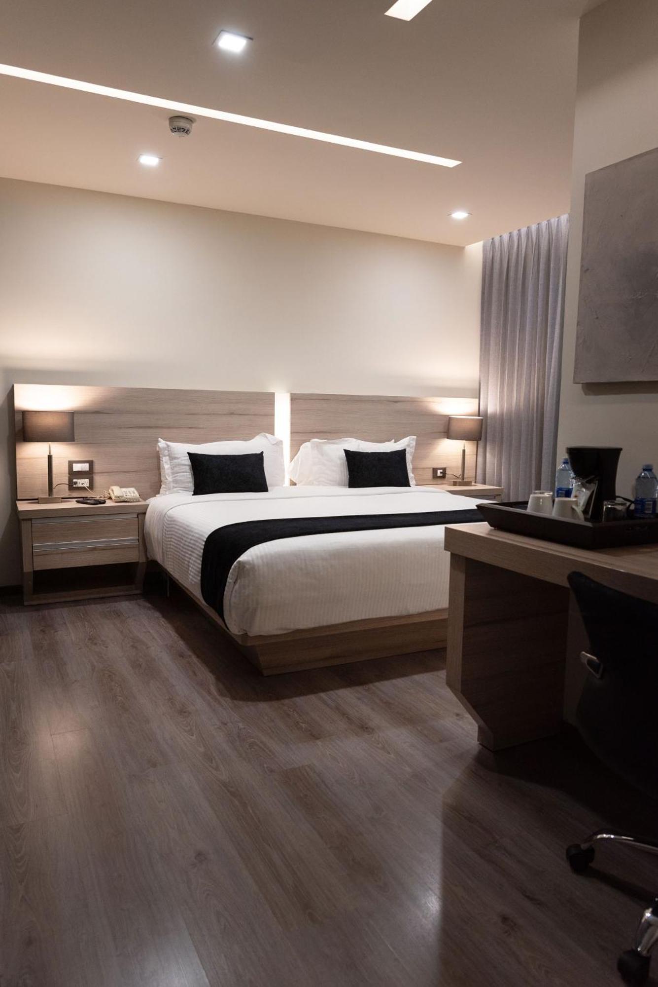 Standard King Room,1546715641:JPEG
