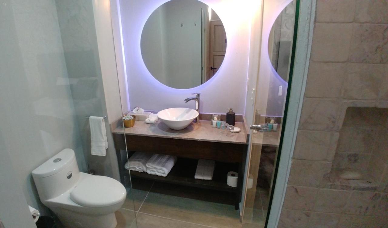 Queen Suite