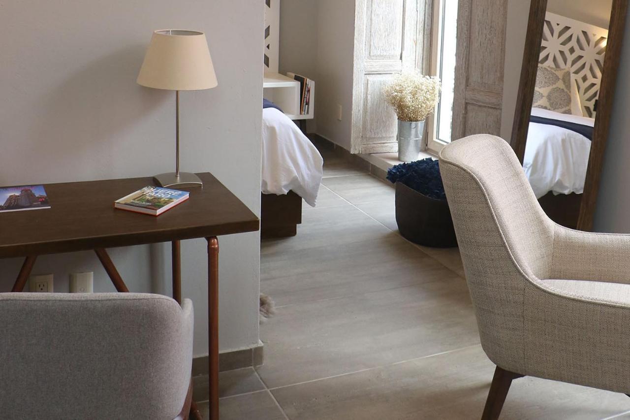 Deluxe King Suite