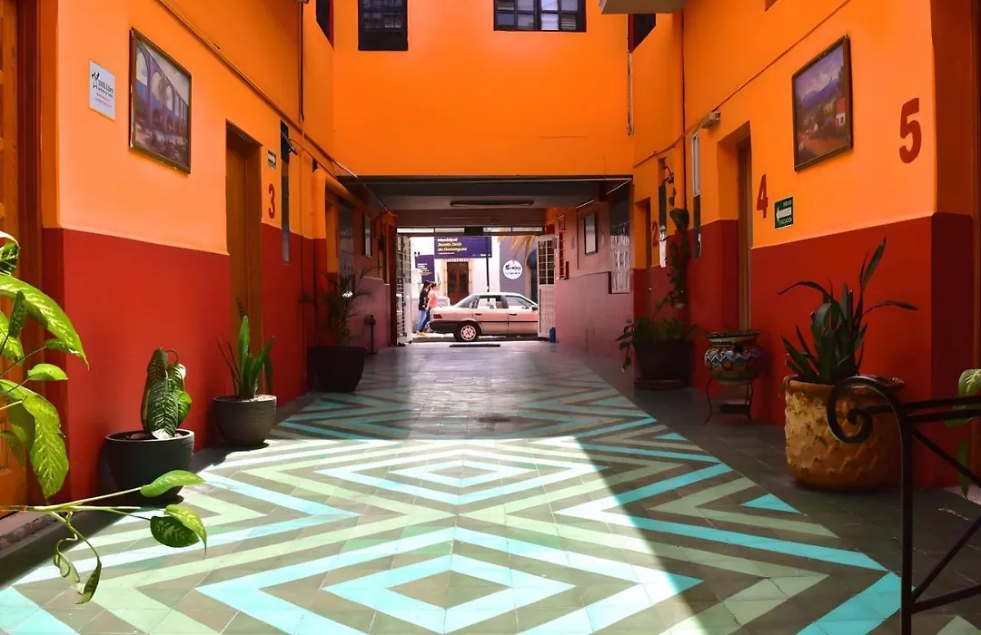Hotel RJ Querétaro-1