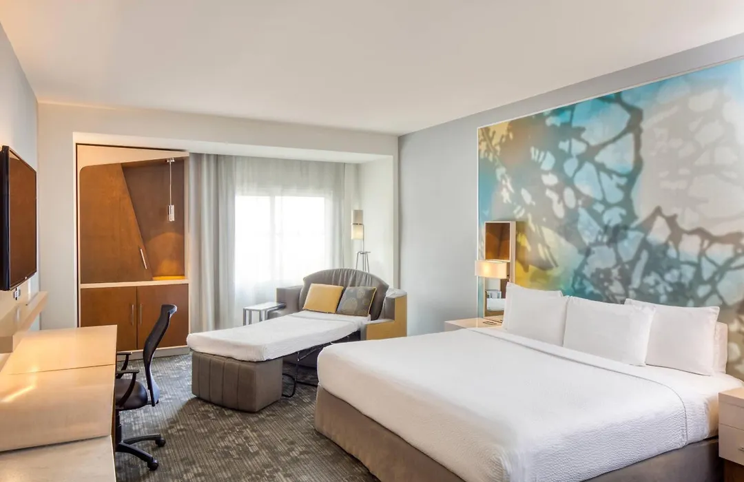 Courtyard By Marriott Queretaro-1