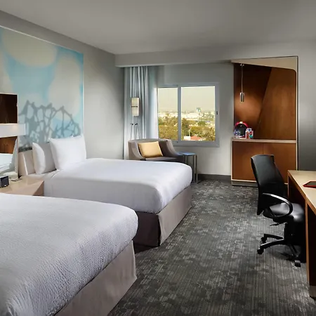 Courtyard By Marriott Queretaro-2