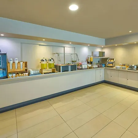 City Express Suites By Marriott Queretaro-2