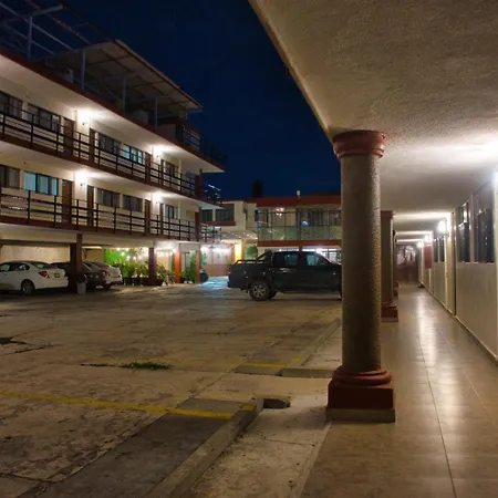 Hotel Mesón del Bosque-3