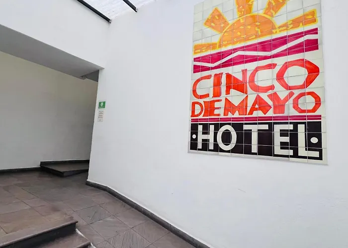 Cinco de Mayo Hotel Querétaro