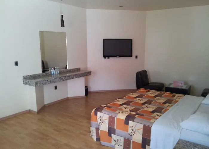 Motel Paraiso Suites Querétaro
